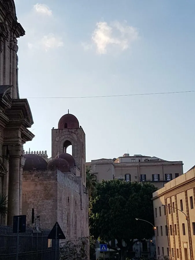 Casa Vacanze Villa D'Orleans Palermo Olaszország